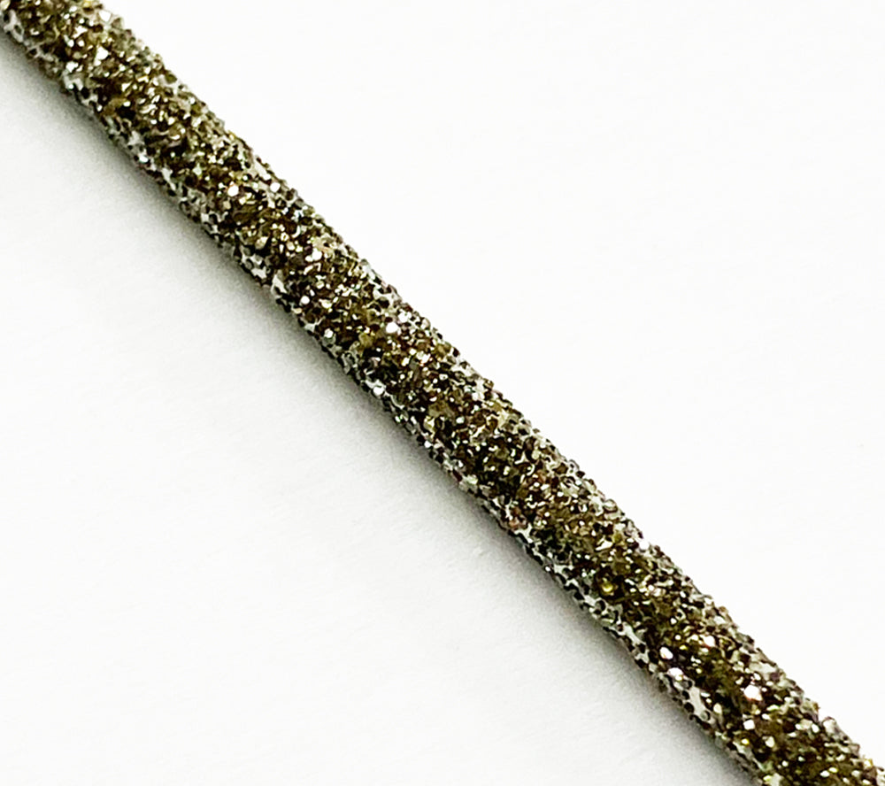 Each Escape and Evasion saw from Shomer is coated with diamond grit that will cut through metal, ceramic, and glass.