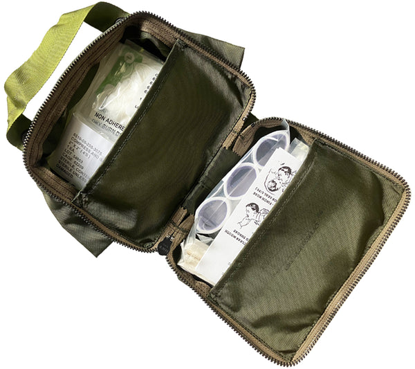 This GP FAK comes in a 2 chamber olive drab vinyl pouch containing first aid components to treat a number of minor and major injuries.