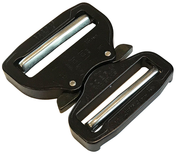The dual adjustable COBRA Buckle from AustriAlpin does not require sewing for installation.