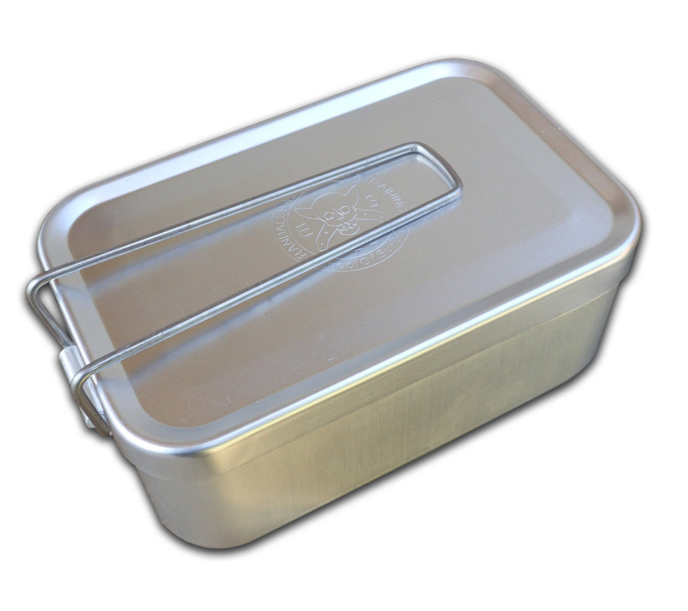 All of ESEE's Mess Tin Kit contents fit in side ESEE's mess tin with lid and folding handle.
