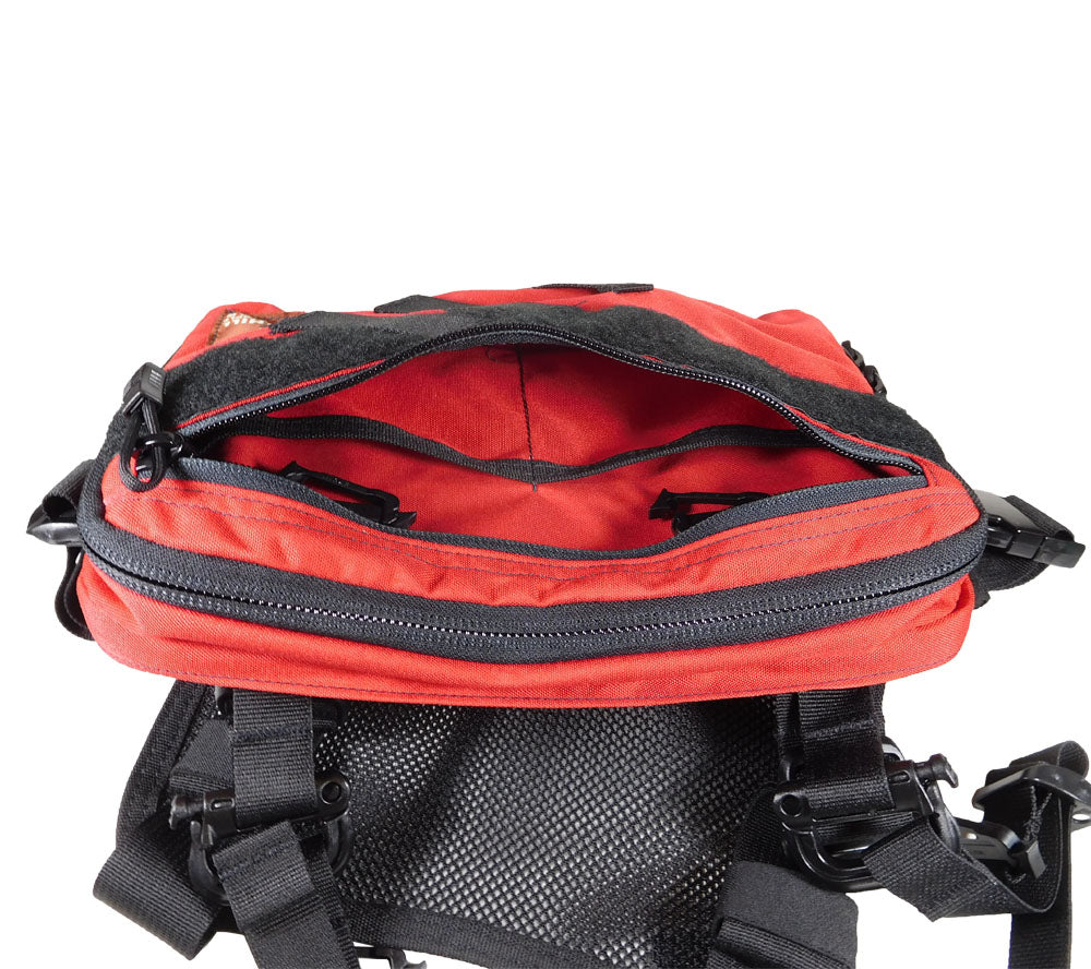 The HPG Search and Rescue Kit bag has a small zippered pocket in front.