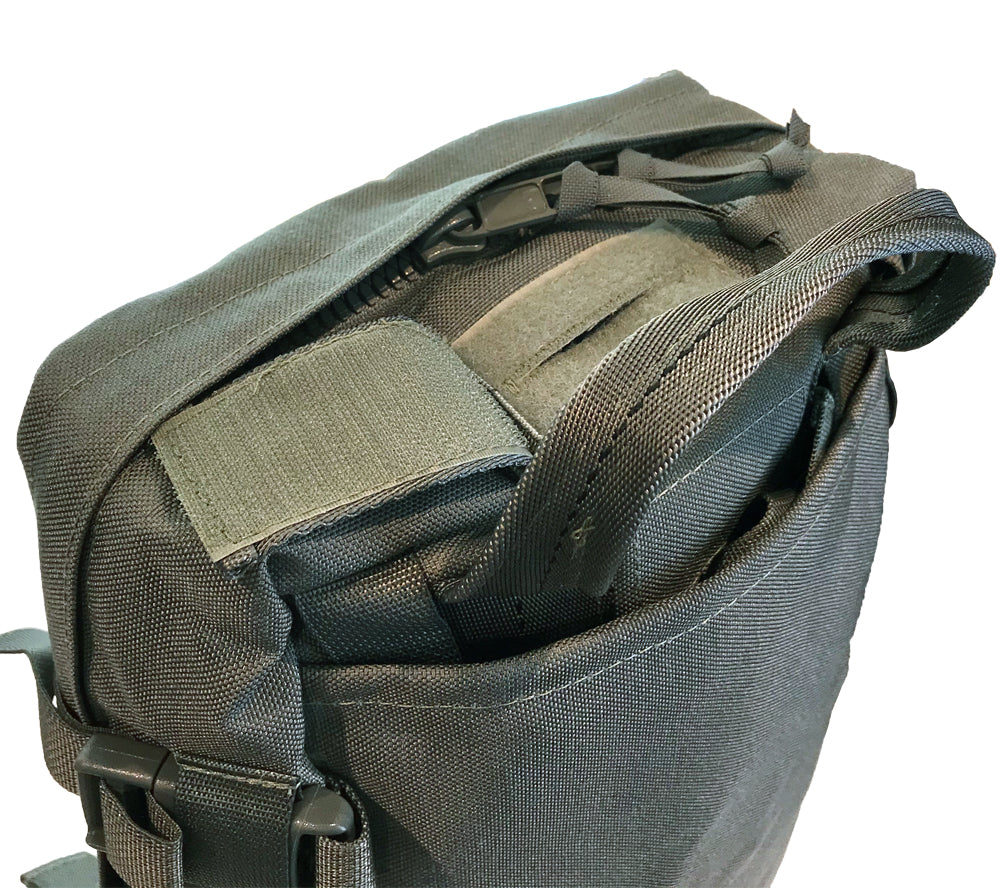 The SKRAM Go Bag has a closable port on top to pass drinking tubes through, and a drag handle for quick pickup and carry.